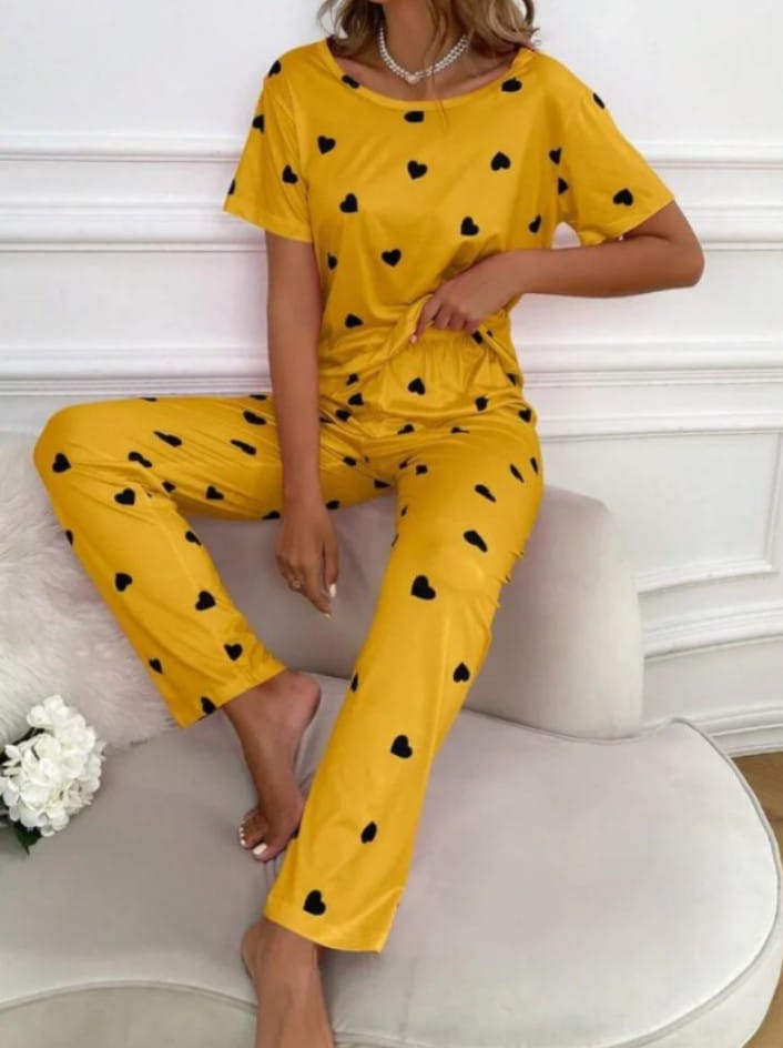 Yellow & Black Hearts Printed Women Pj Set