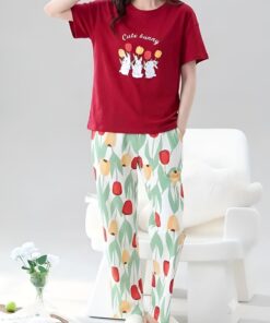 Crimson Bunny Dark Red T-Shirt & Off-White Floral Pajama Co-ord